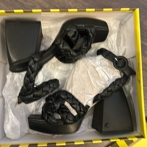 Circus NY Sam Edelman Sandals  Braided Block Heel Open Toe Platform NWOT sz 6.